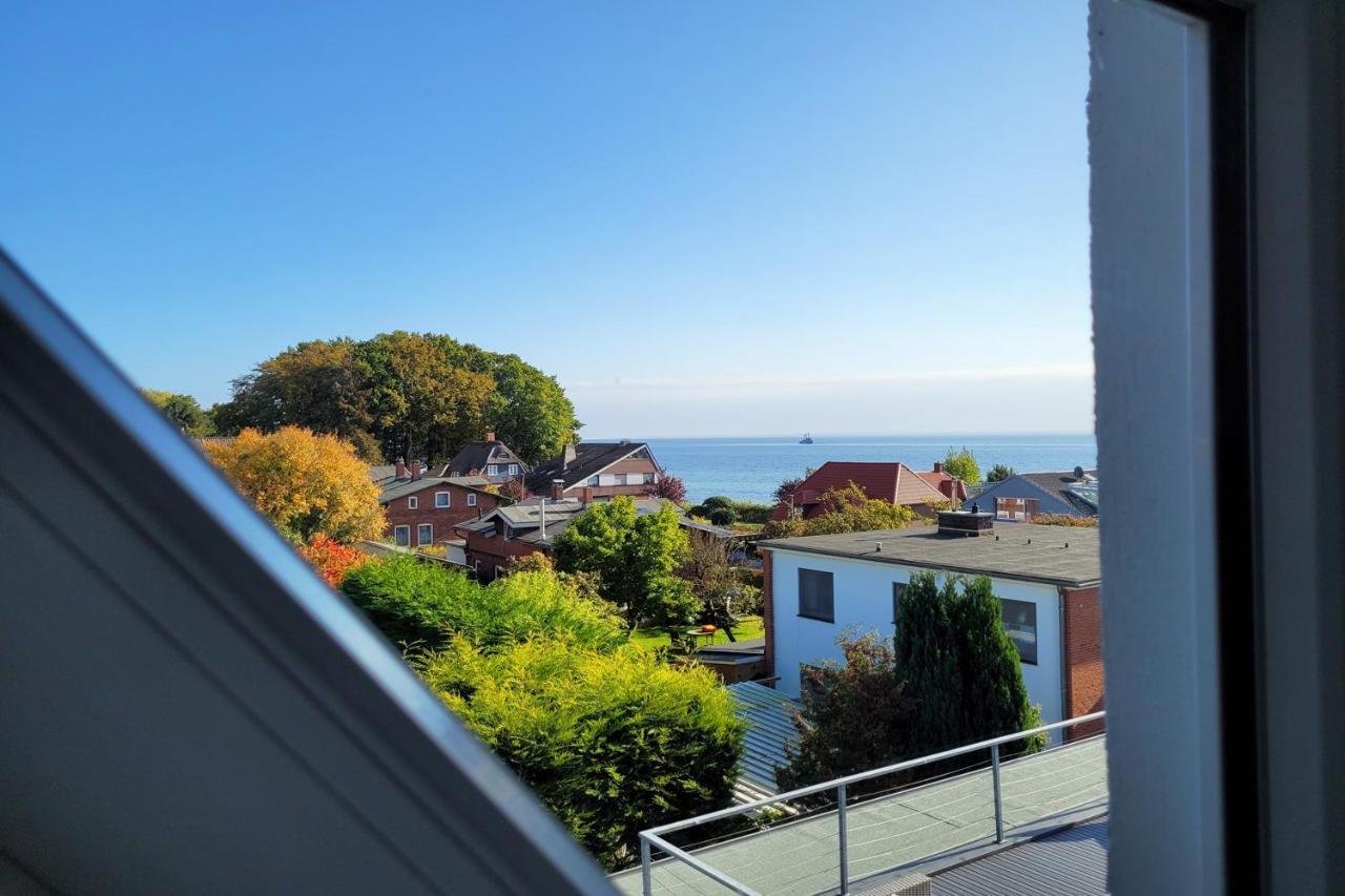 זירקסדורף Grosse Penthouse Ferienwohnung Mit Meerblick, Sonnenterrasse & Luxusbad Von "Momentic" מראה חיצוני תמונה