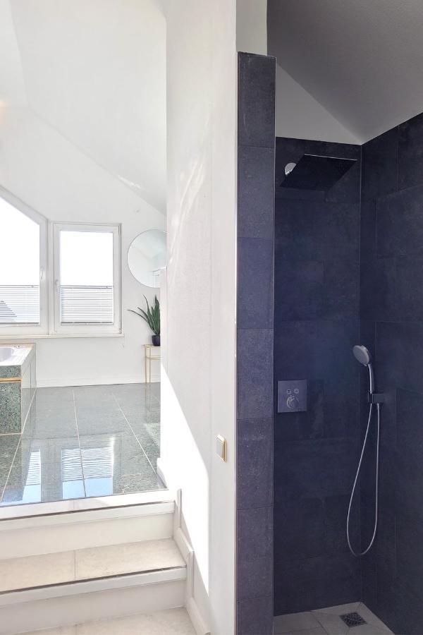 זירקסדורף Grosse Penthouse Ferienwohnung Mit Meerblick, Sonnenterrasse & Luxusbad Von "Momentic" מראה חיצוני תמונה