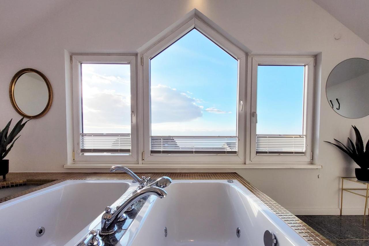 זירקסדורף Grosse Penthouse Ferienwohnung Mit Meerblick, Sonnenterrasse & Luxusbad Von "Momentic" מראה חיצוני תמונה